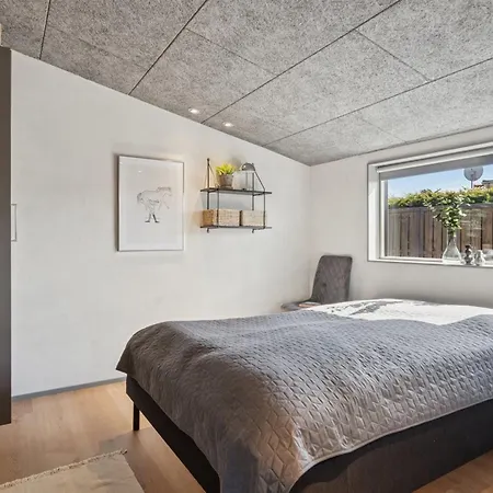 Elvie - 150m From The Sea By Interhome Børkop